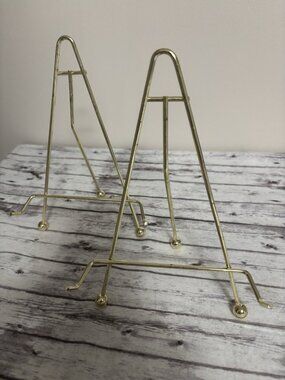 Lot of 2 Medium Metal  Easels-9x6" Photo/Display Stand Gold Tone